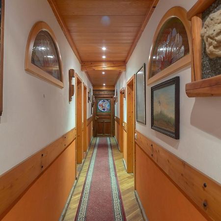 Cozy, Bright And Affordable Single Studio - Free Parking 류블랴나 외부 사진