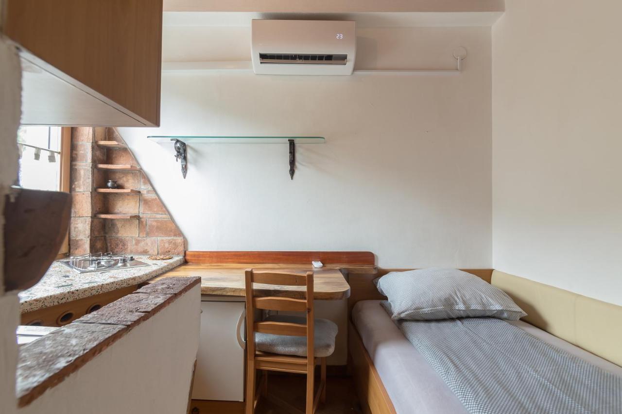 Cozy, Bright And Affordable Single Studio - Free Parking 류블랴나 외부 사진